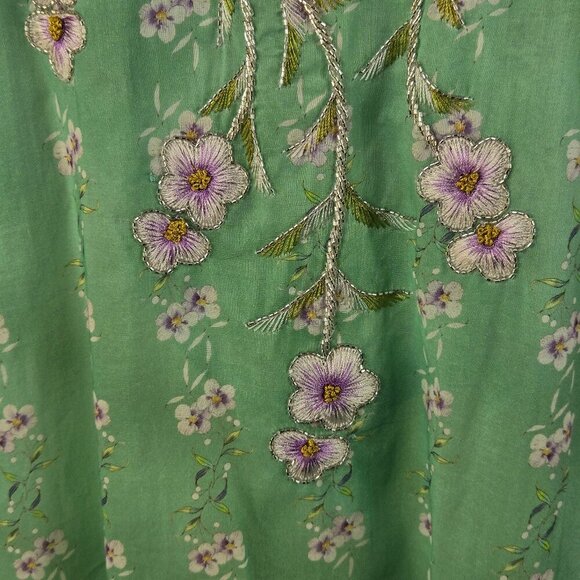 Handmade Light Green Floral Caftan Embroidered Beaded Detail Front Sleeves - Picture 7 of 15